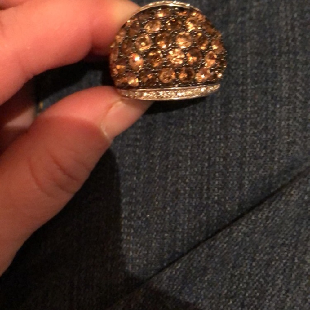 Beautiful ring - Picture 2 of 2